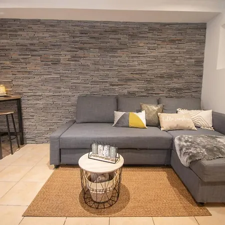 Charmant Studio A Pontoise *